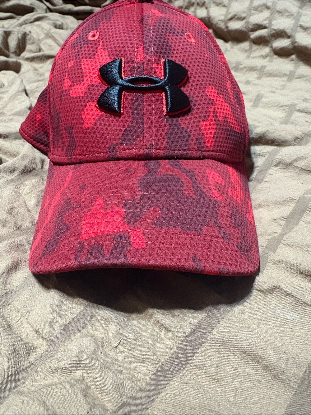 Under Armour Red Camo Kids Performance Hat with Black Logo